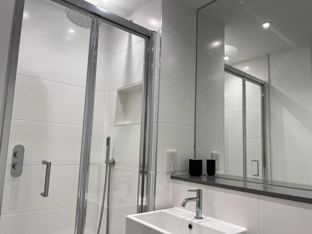 Chapel - Central Studio Apartment Bath Esterno foto